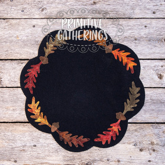 Acorns & Leaves Table Mat Pattern PRI-166